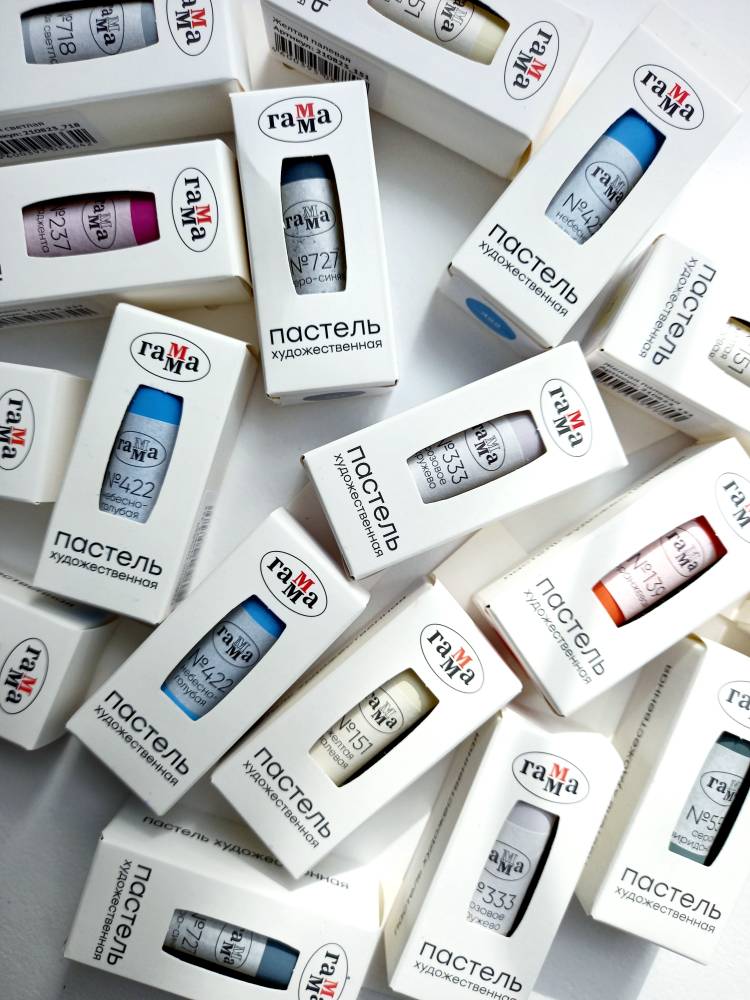 Собираемся в художественную школу